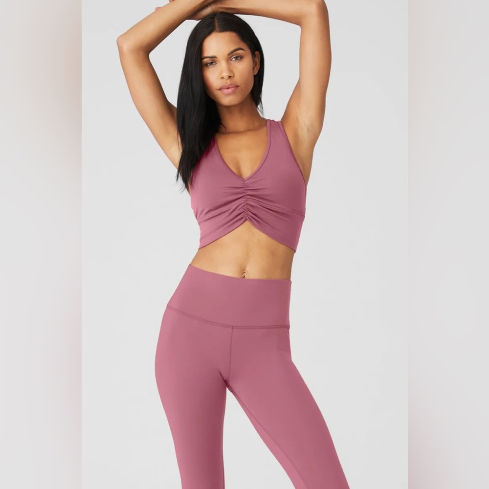 Alo Yoga Wild things bra and leggings in Clay
